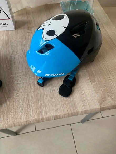 Photo of free Kids bike helmet (Belfast BT8) #2