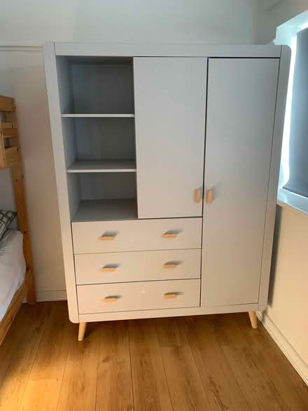 Photo of free Wardrobe (Birchwood AL10) #4