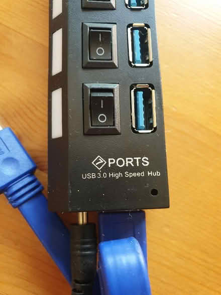 Photo of free Powered 7-port USB 3.0 hub (Sawbridgeworth CM21) #2