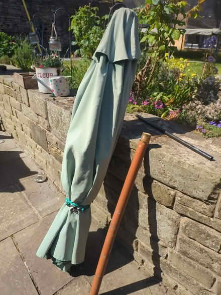 Photo of free Garden parasol (Sheffield S12) #1