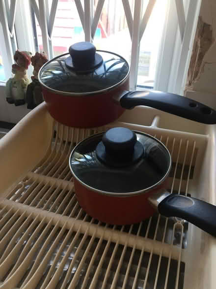 Photo of free set of 2 non stick sauce pans (Edmonton, N18) #1