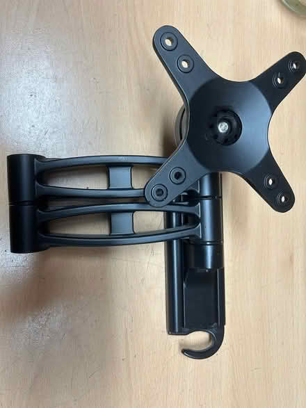 Photo of free Heavy duty TV wall mount (LL29) #2