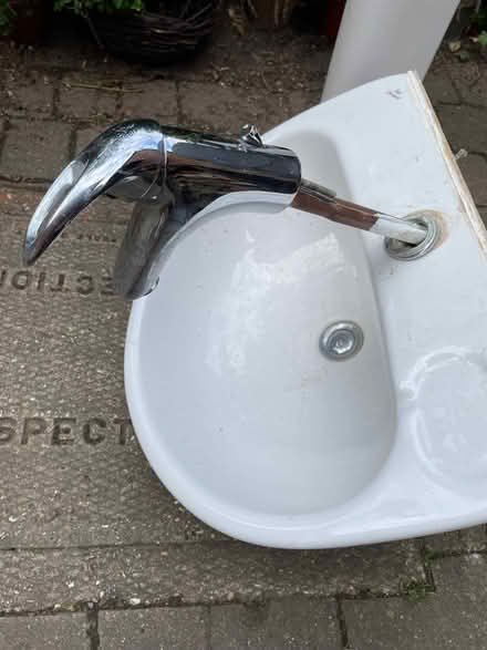 Photo of free Bathroom sink with pedestal (Weston SG4) #2