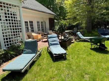 Photo of free 3 lawnchaises w. Cushions, 1 chair (Southampton, NY) #3