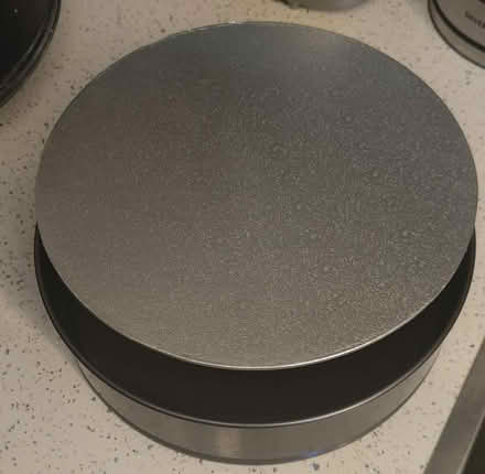 Photo of free 9" Cake tin and cake board (Lower Sydenham) #2