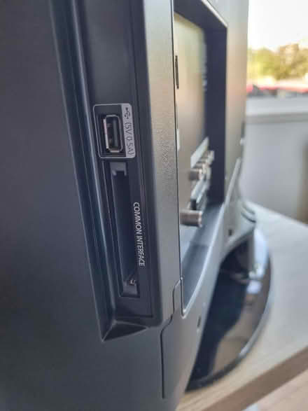 Photo of free samsung 32 inch tv (Longley S5) #4