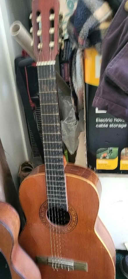 Photo of free Small guitars (Higher Croft BB2) #3