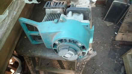 Photo of free Small petrol motor (Aylestone LE2) #2