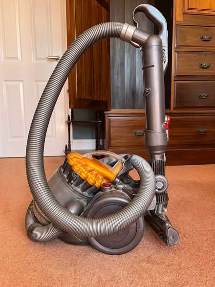 Photo of free DYSON Vacuum Cleaner (Blacklands TN34) #3