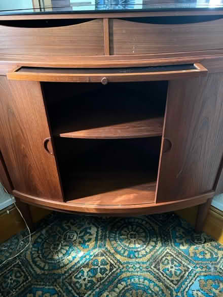 Photo of free Drink Cabinet / Cocktail Bar (DA11) #4