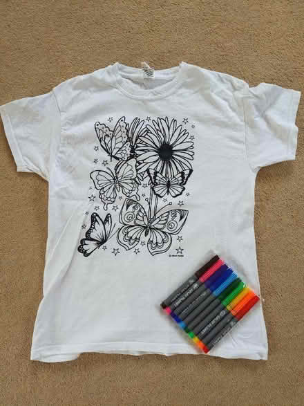 Photo of free Colour-in t shirt & washable pens age 9-11 (New Marston OX3) #1
