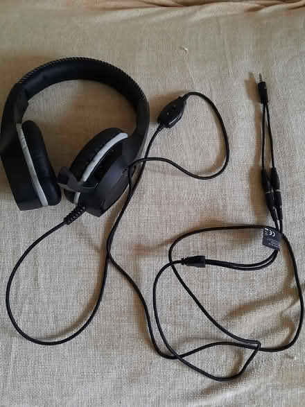 Photo of free Gaming headphones (Butetown CF10) #1