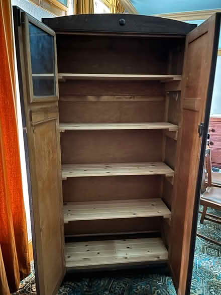 Photo of free Wardrobe (DA11) #2