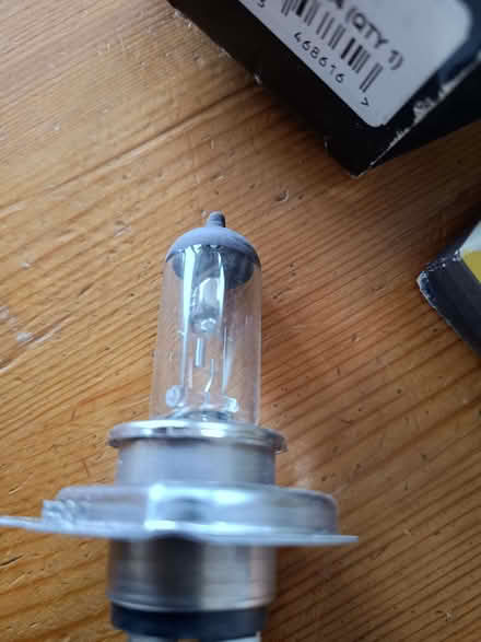 Photo of free Pr double element halogen 12V 60/55 W headlight bulbs. (Brookvale RG21) #2