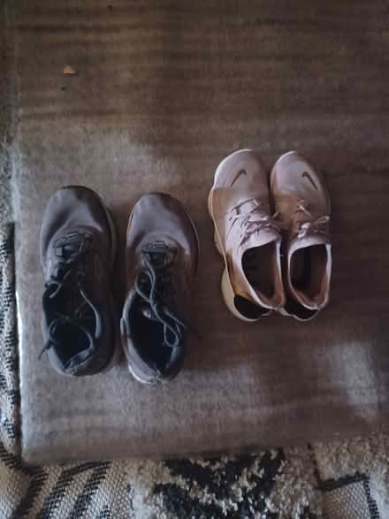 Photo of free Women's sneakers (Northern va) #2