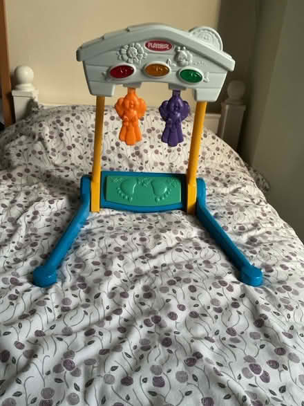 Photo of free ‘Playskool’ baby toy. (West Hill TN34) #2