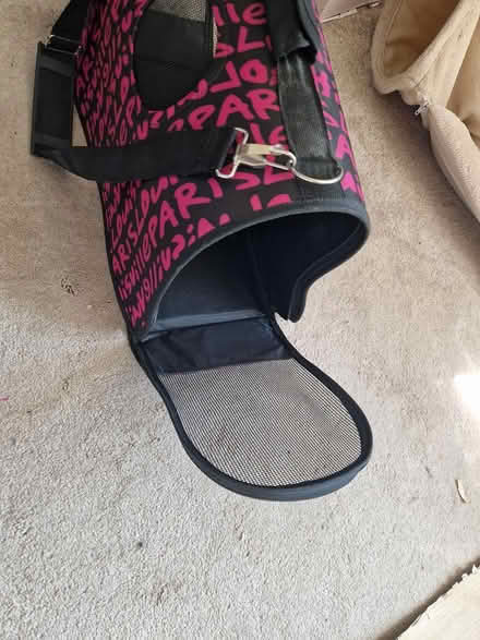 Photo of free Pet carrier (Harlow South CM18) #2