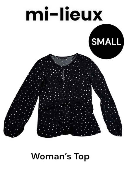 Photo of free Mi-lieu Woman’s Top (Brooklyn Storage) #1