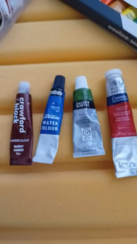 Photo of free Water colour paints and storage (CH5) #2