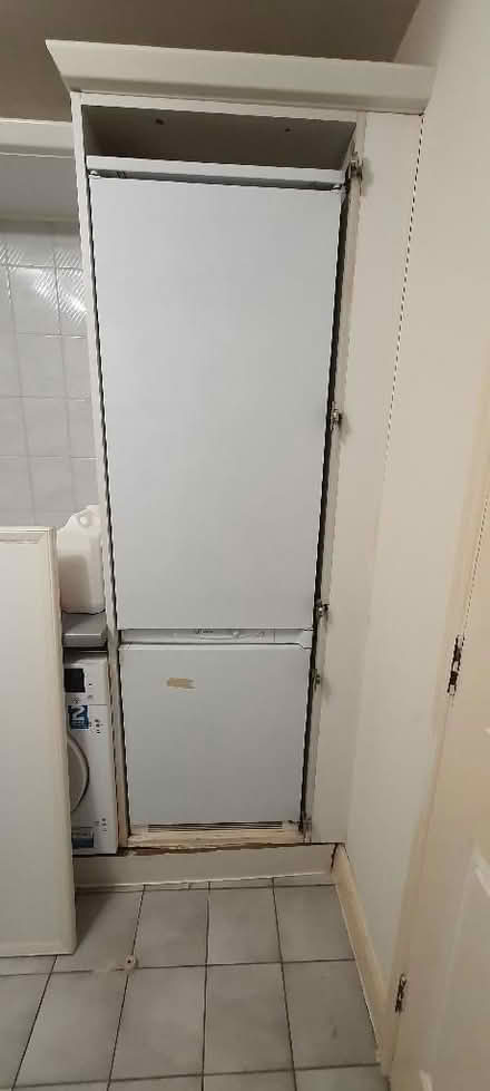 Photo of free Fridge (Rotherhithe SE16) #1