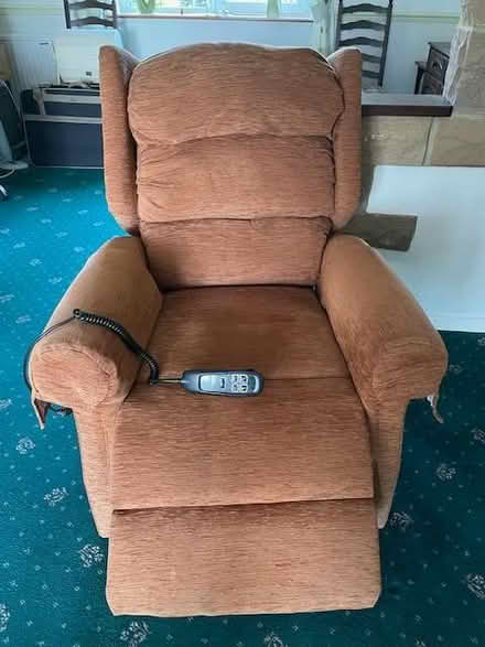 Photo of free Electric reclining arm chair (Great Longstone DE45) #4