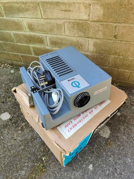 Photo of free Boots Slide Projector (Brechin DD9) #2