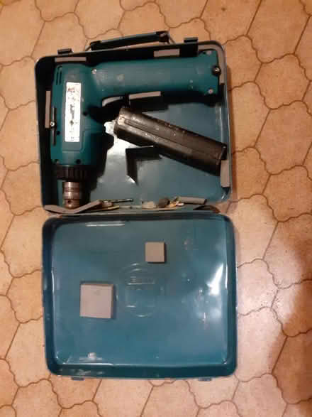 Photo of free Makita drill - spares or repair (Brantham CO11) #3