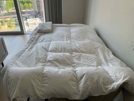 Photo of free Double Duvet and cover (Canary Wharf) #1