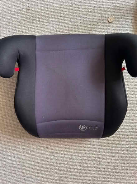 Photo of free Car booster seat (Teddington TW11) #1