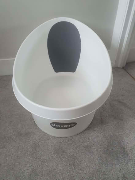 Photo of free Shnuggle Toddler Bath (Waddon CR0) #2