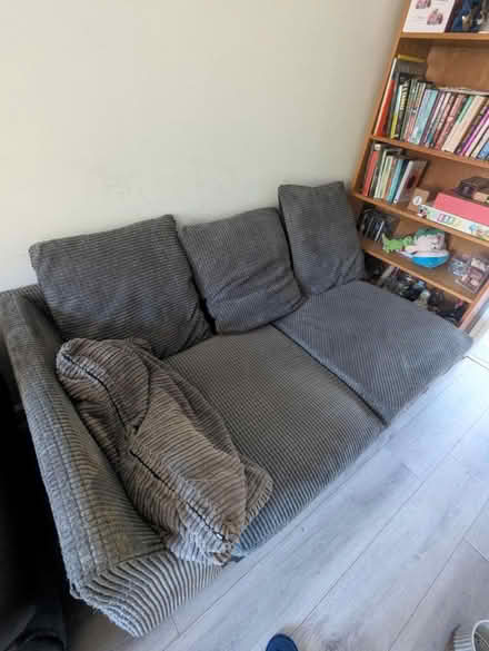 Photo of free 3 seater sofa (Long Eaton NG10) #4