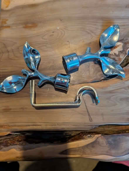 Photo of free Leaf Curtain Finnials and pole brackets (Pudsey LS28) #1