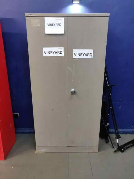 Photo of free Metal storage cabinet (New Barnet EN4) #1