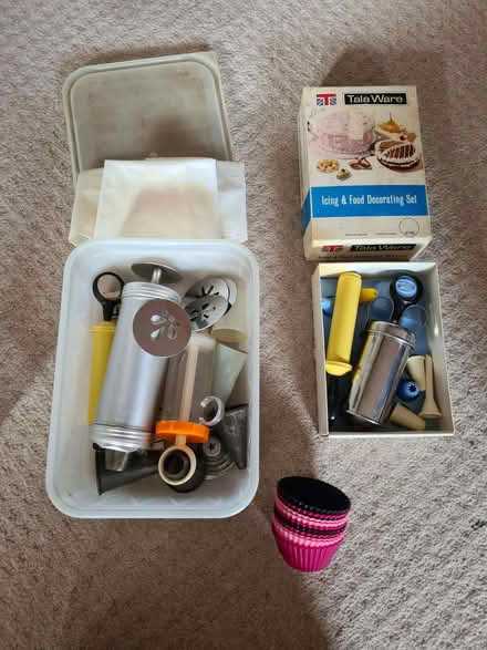 Photo of free Icing things (Lewes BN7) #1
