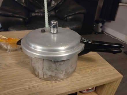 Photo of free Pots / pans (Stalybridge, SK15) #1