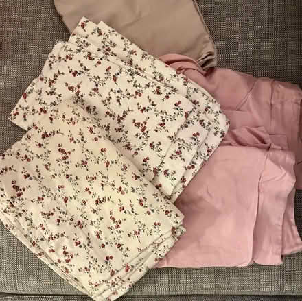Photo of free 5 pillowcases (108 and Broadway) #1