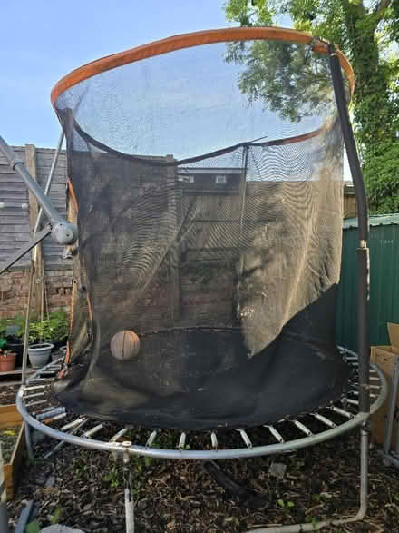 Photo of free Trampoline (Cheshunt EN8) #2