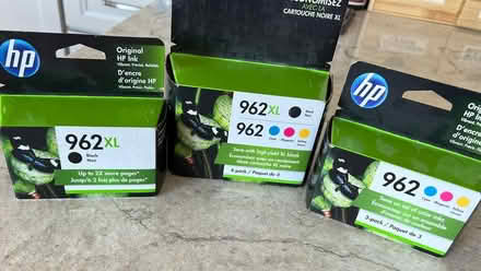 Photo of free HP ink cartridges (downtown Edmonds) #1