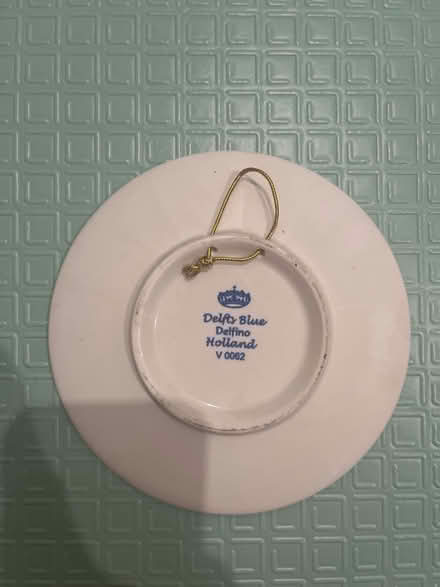Photo of free Small blue decorative plate (Tooting SW17) #2