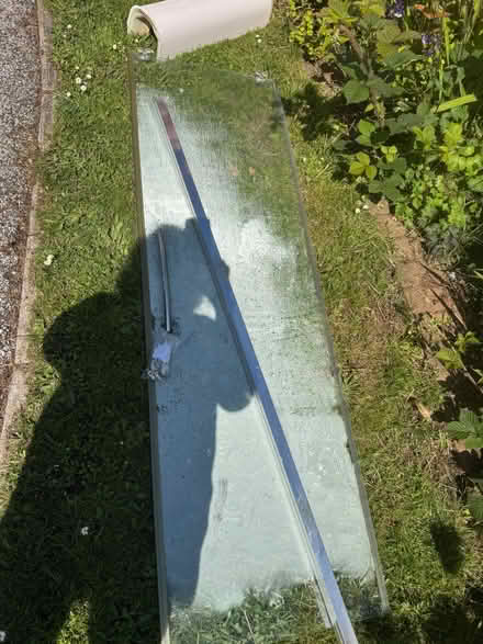 Photo of free Shower screen with sliding door (Hillhead TQ5) #3