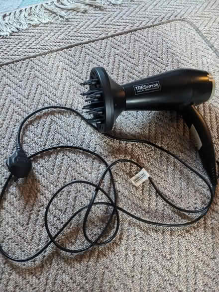 Photo of free Tresemme hairdryer (Port Sunlight CH62) #1