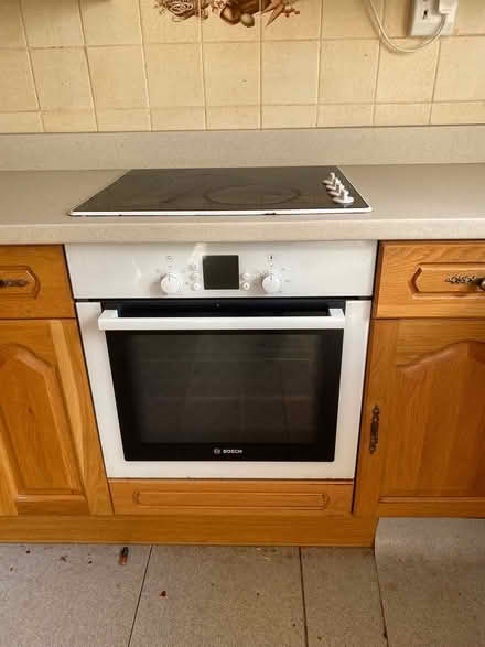 Photo of free Bosch electric oven and hob (Sockbridge CA10) #1