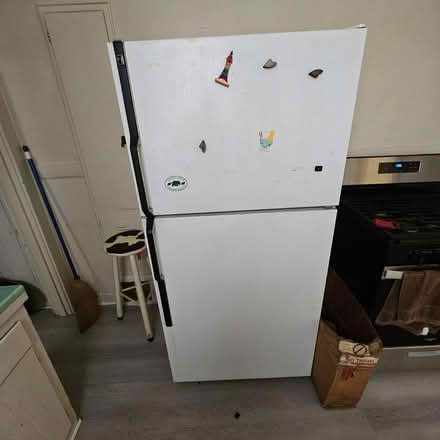 Photo of free Refrigerator (Mission) #1