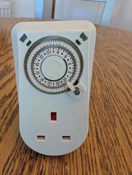 Photo of free Timer plug (Rawdon LS19) #1