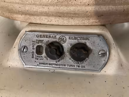Photo of free Antique GE Monitor Top Refrigerator (A few miles north of Big Lake.) #2