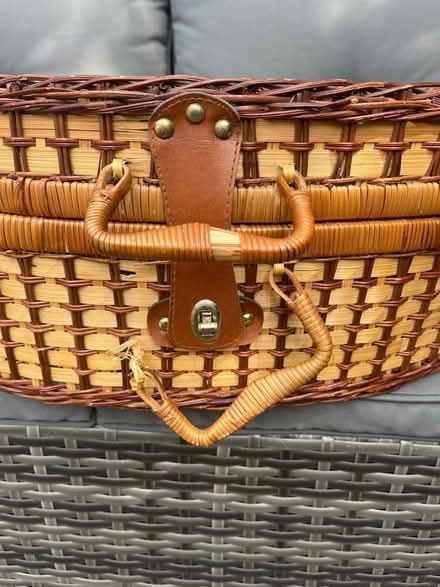 Photo of free Picnic / storage hamper (Barry CF62) #3