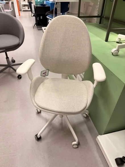 Photo of Office Chair (London, Bow E3) #2