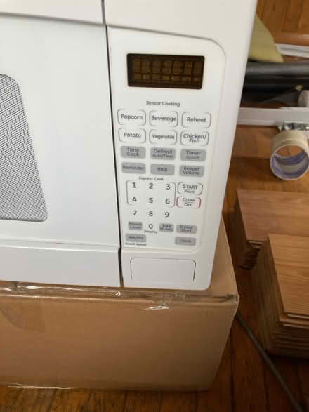 Photo of free Countertop microwave (Winsted) #4