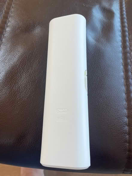 Photo of free Braun electric toothbrush holder (Milnathort) #2