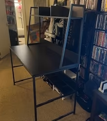 Photo of free Desk (Gardena) #2